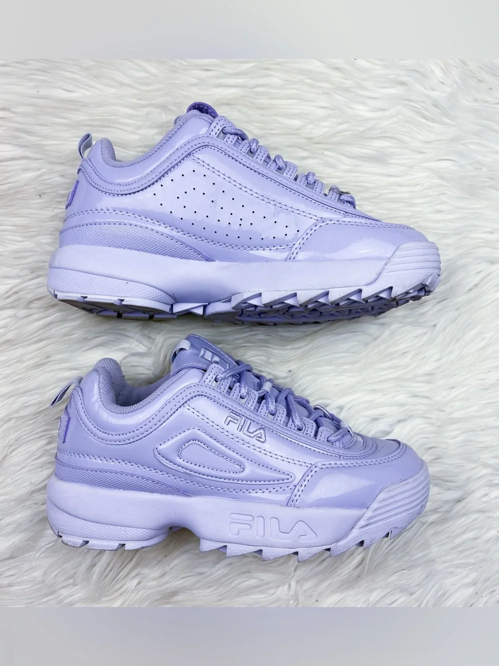 Fila Disruptor II Premium Patent Sneaker Lilac Lavender Purple Womens 6 Platform